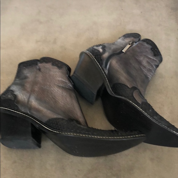 Donald Pliner Cowboy Boots - Picture 5 of 6